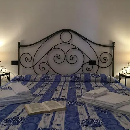 Apartment Sea Dream! House By The Crevari